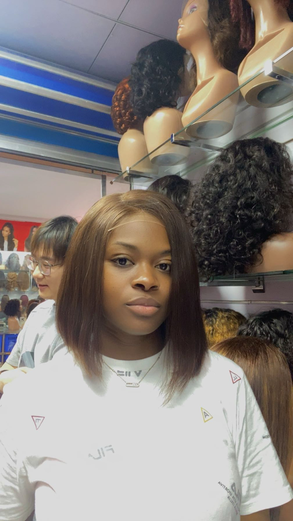 WIG 10 pc RAIE SUR LE CÔTÉ